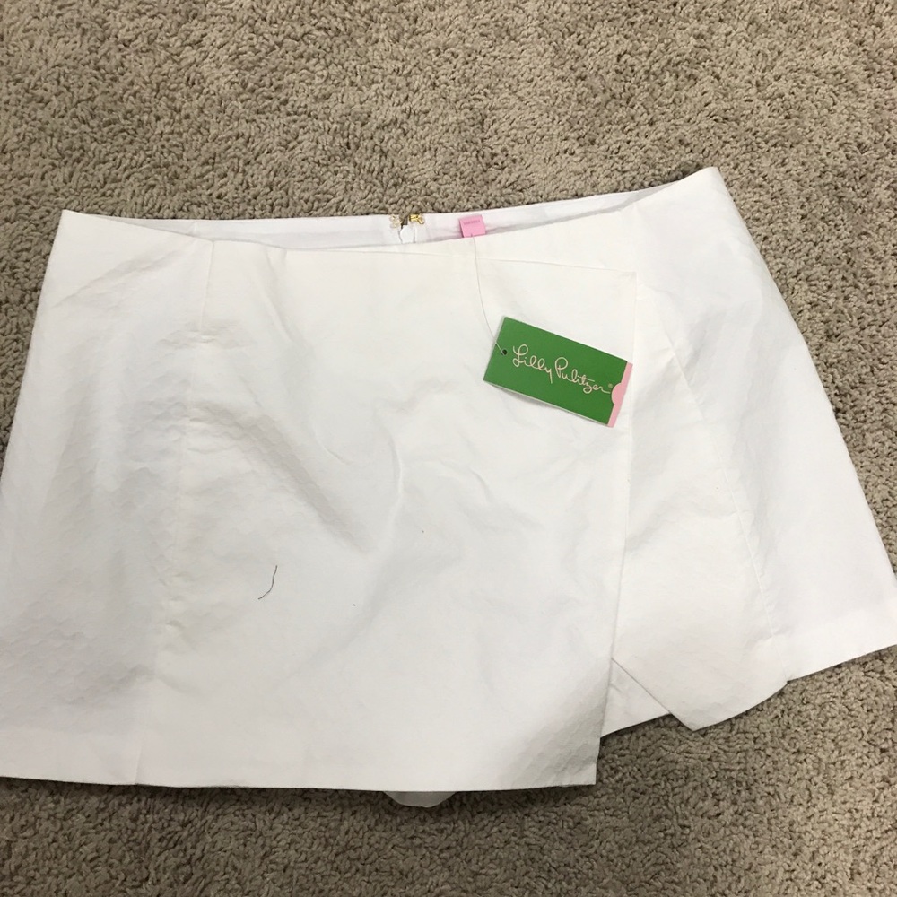 White Lilly Skort
